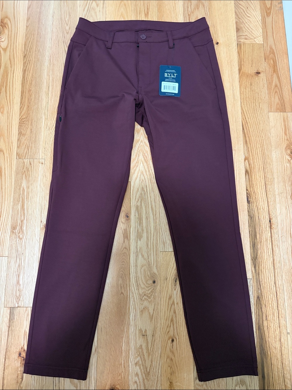 NWT Men’s BYLT Premium Basics Everyday Pant 2.0 Maroon Performance Chinos Slim